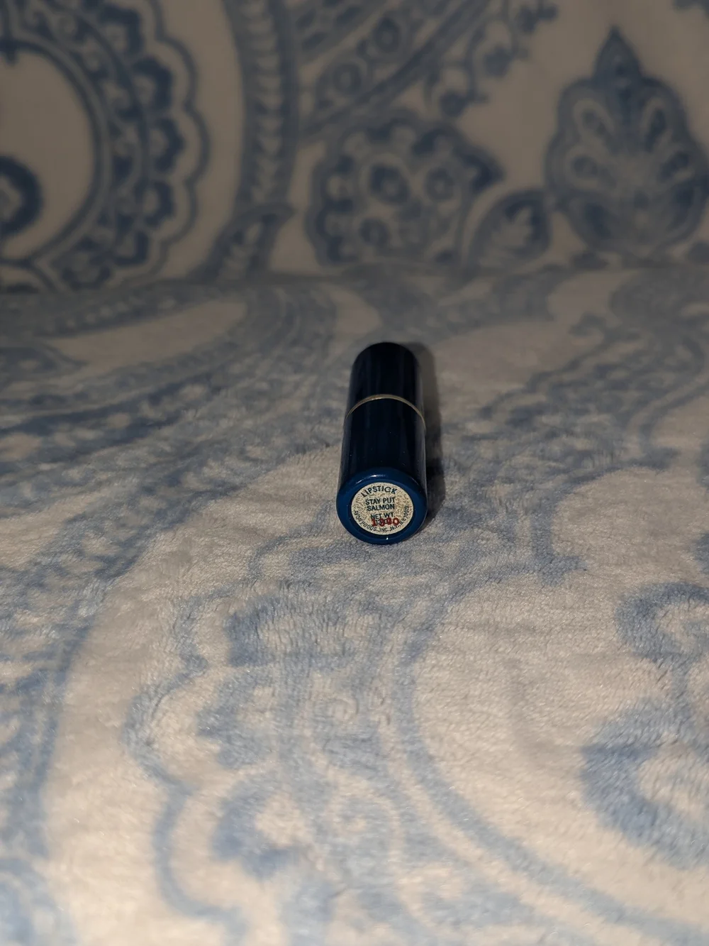 Creamy Pink Lipstick in Shimmer Finish